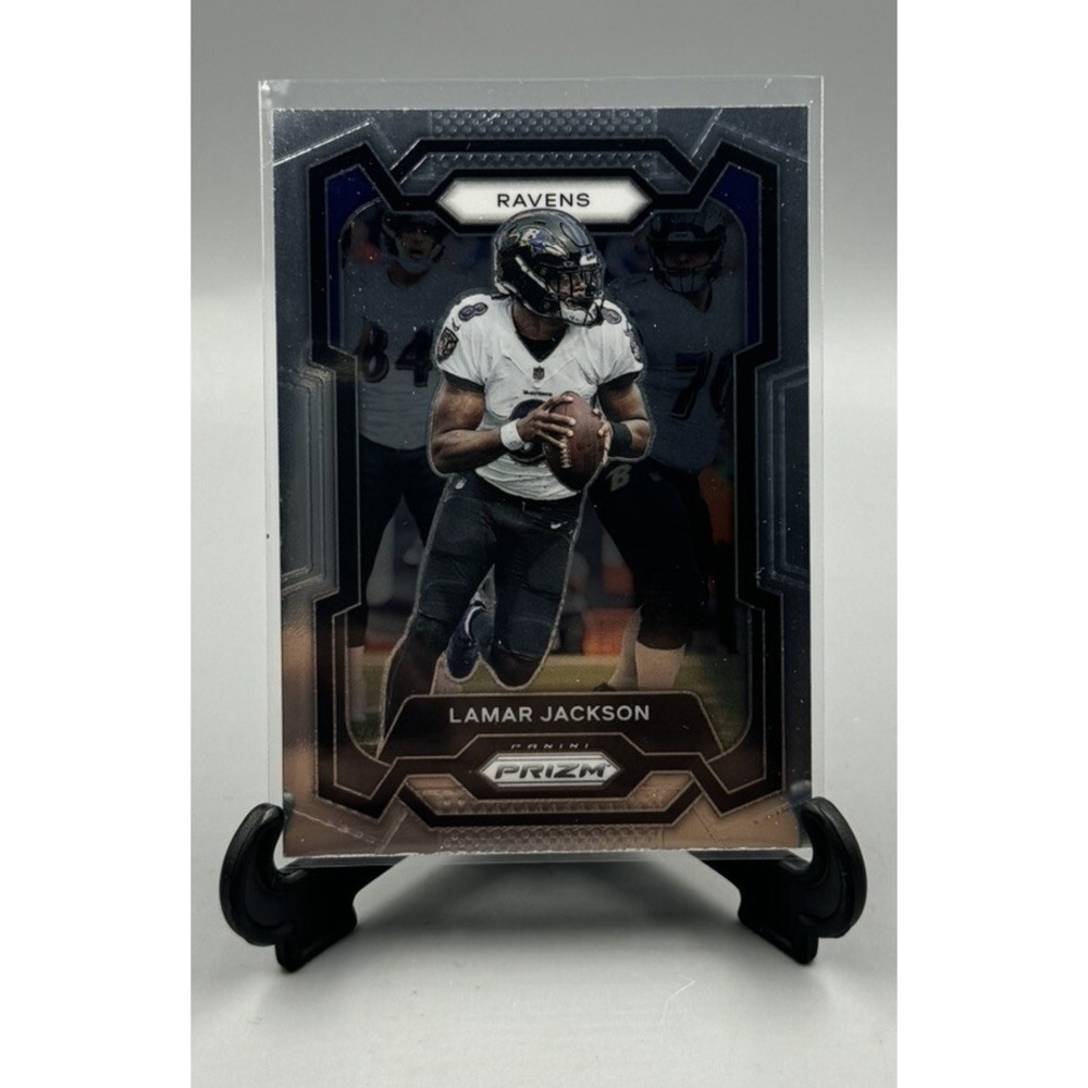 Lamar Jackson 2023 Panini Prizm Card #18 Baltimore Ravens